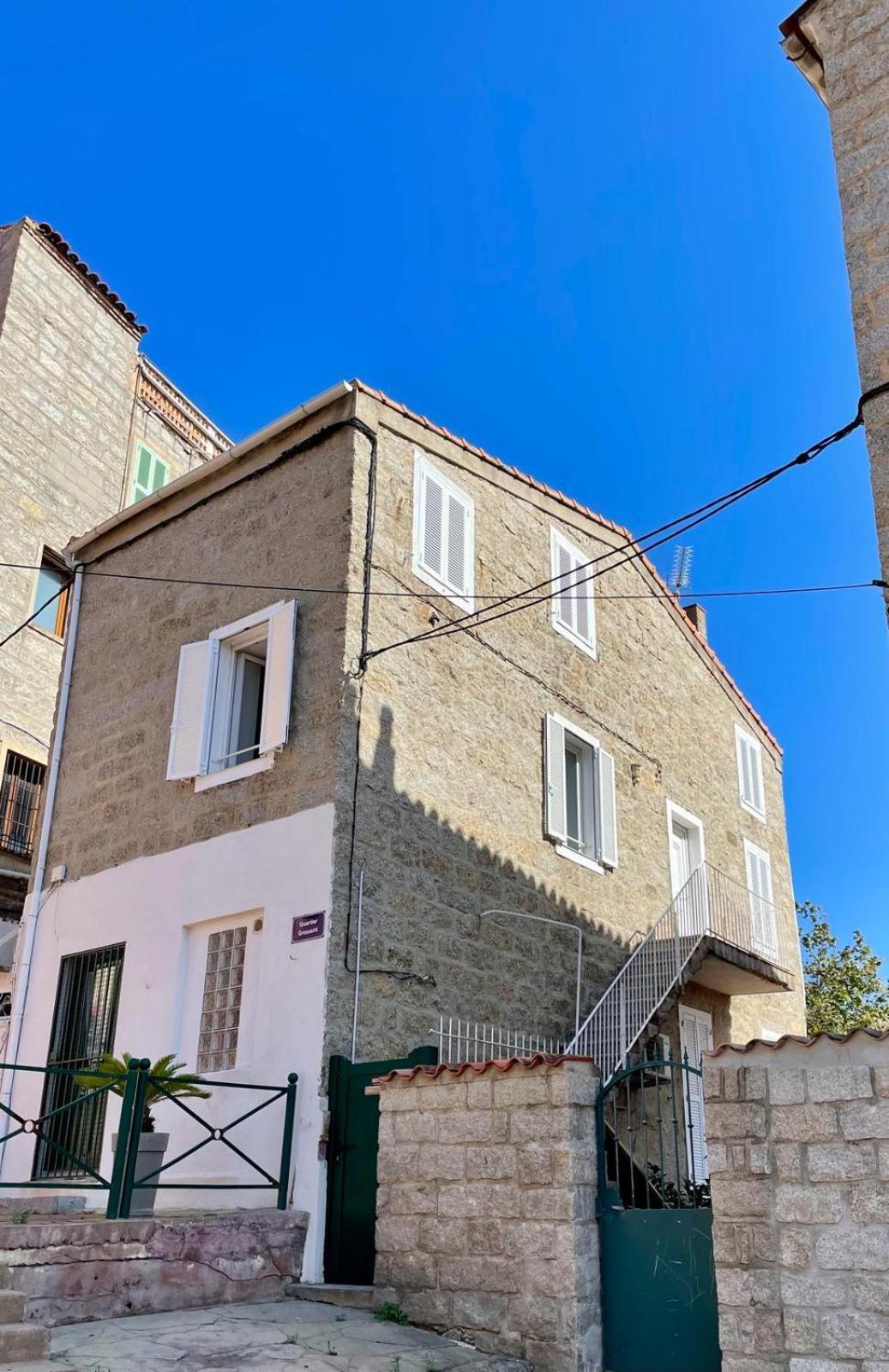 Duplex En Plein Centre Apartment Propriano  Bagian luar foto