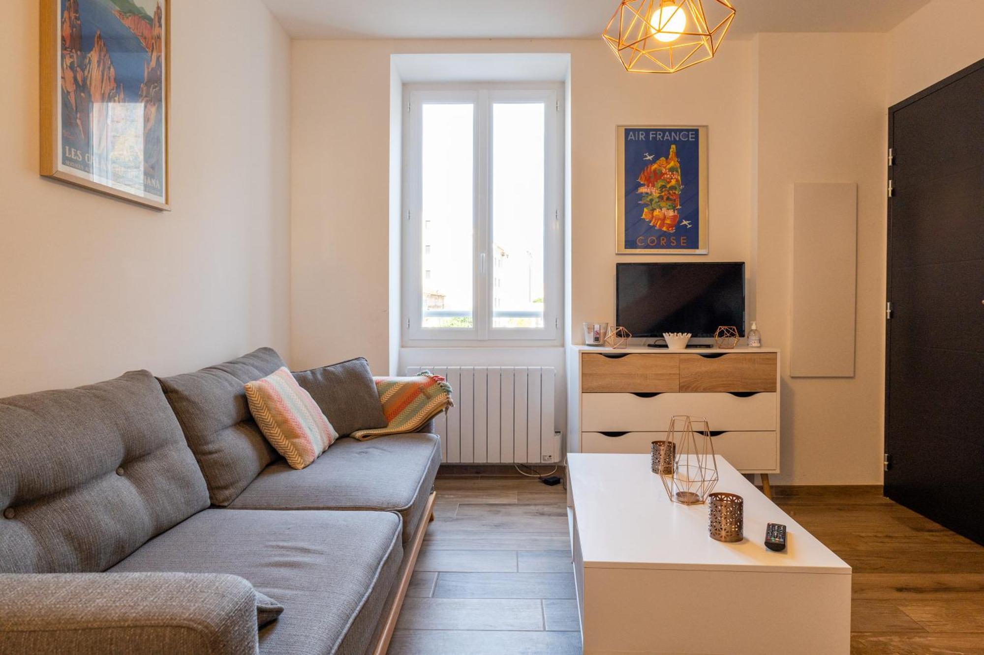 Duplex En Plein Centre Apartment Propriano  Bagian luar foto